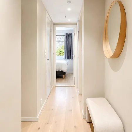Sv23c - 2br Modern With Garage & Ev Charger Apartman